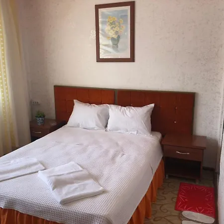 Paradise Kaleici Hotel 2*